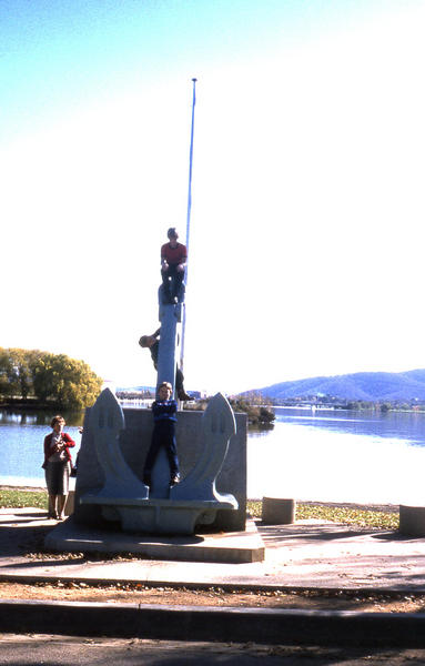 Anchor of HMS Canberra