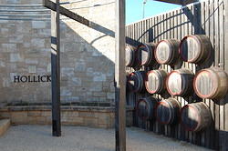 32 Hollicks Winery